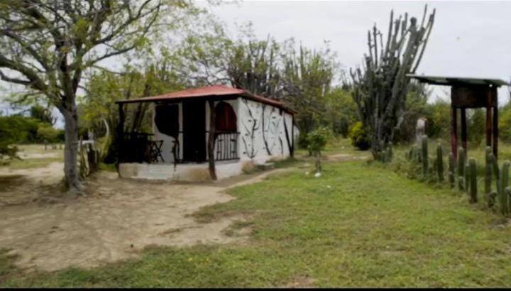 El Peñon De Constantino - Tatacoa Villavieja