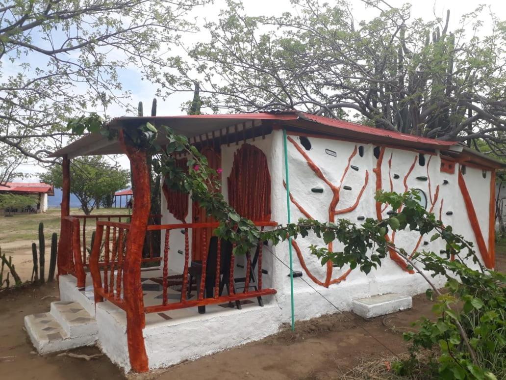 Hotel El Peñon De Constantino - Tatacoa Villavieja